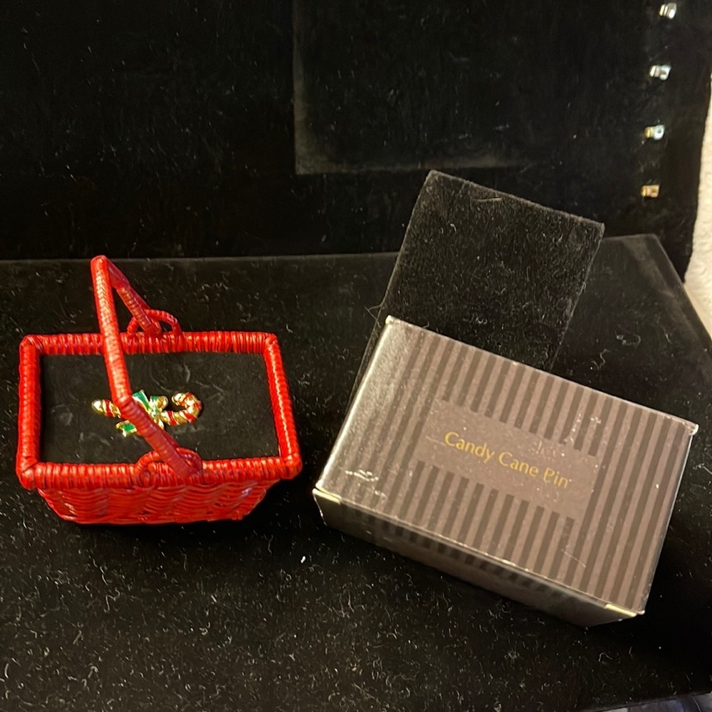 Avon -1993- Vintage “Candy Cane Pin” comes in a little red basket- very cute NIB